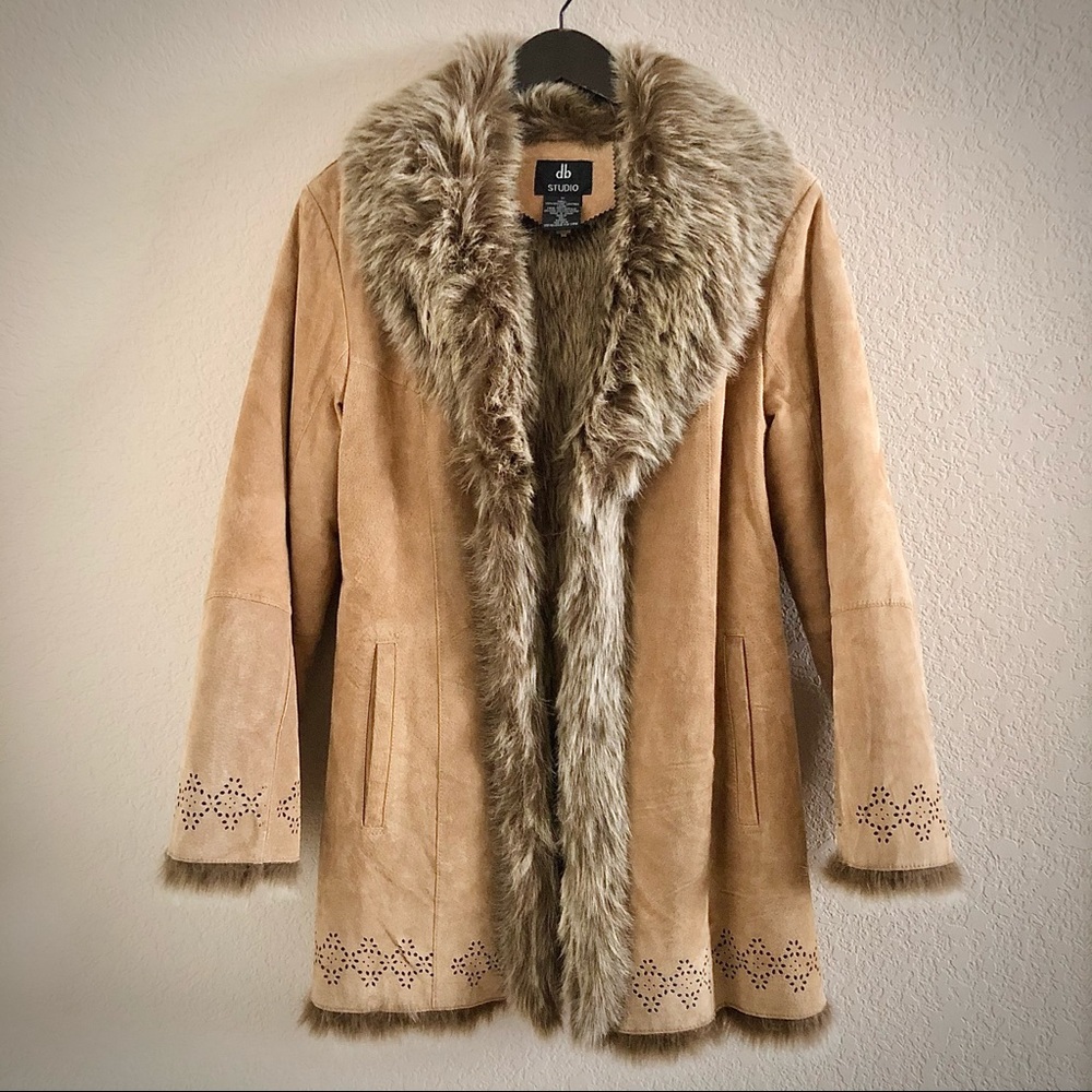 NWOT Leather and Faux Fur Coat M - Picture 4 of 8